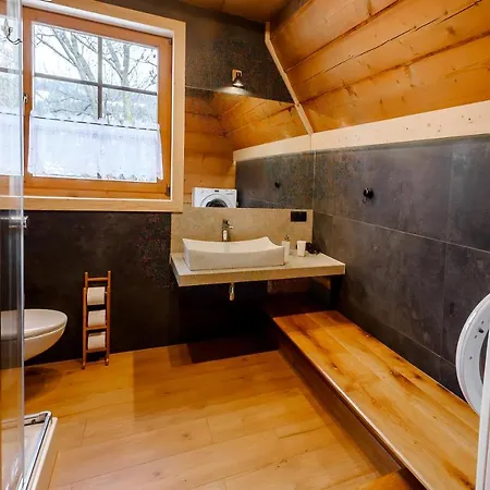 Dom Zako Chalet *